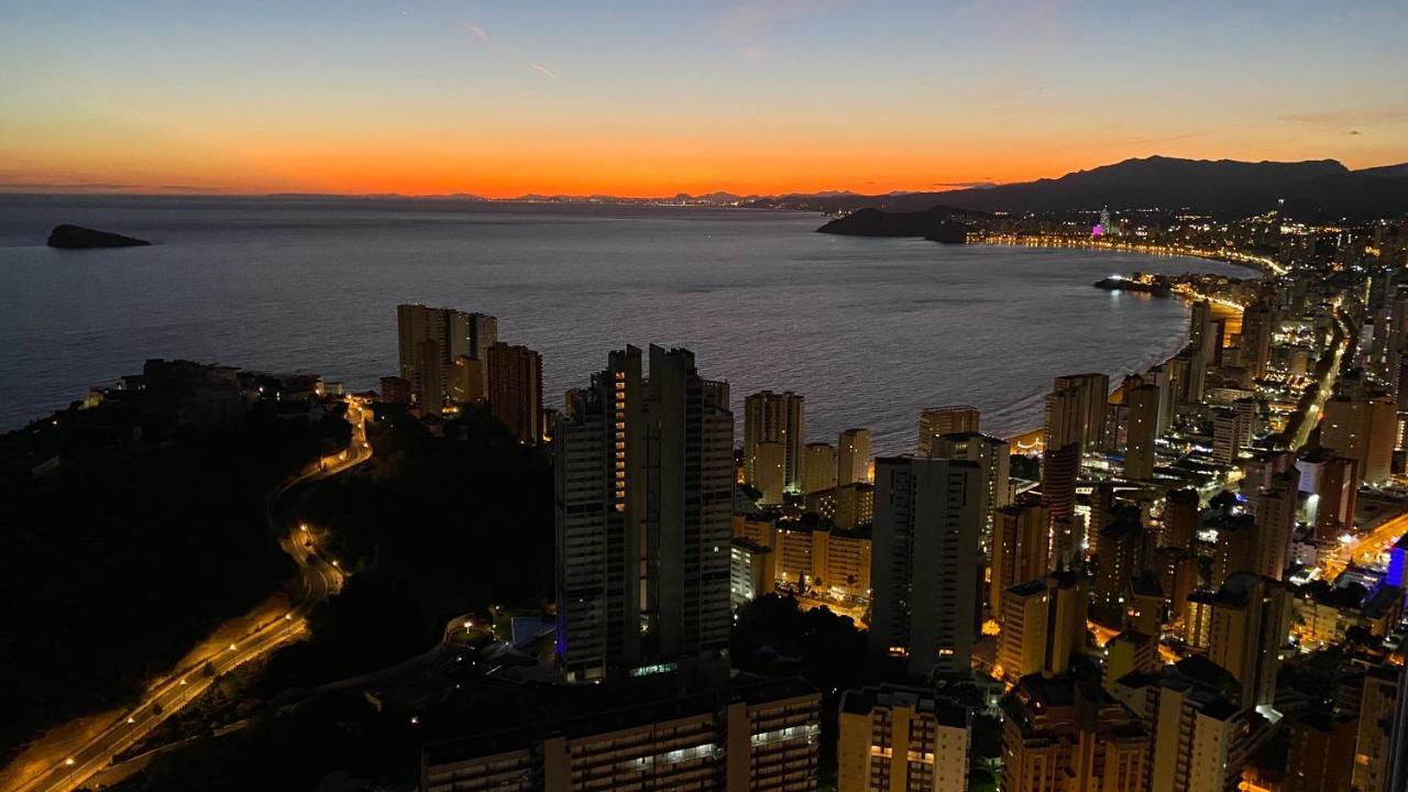 Benidorm High Rise Apartments - Sea Views - Torre Lugano Εξωτερικό φωτογραφία