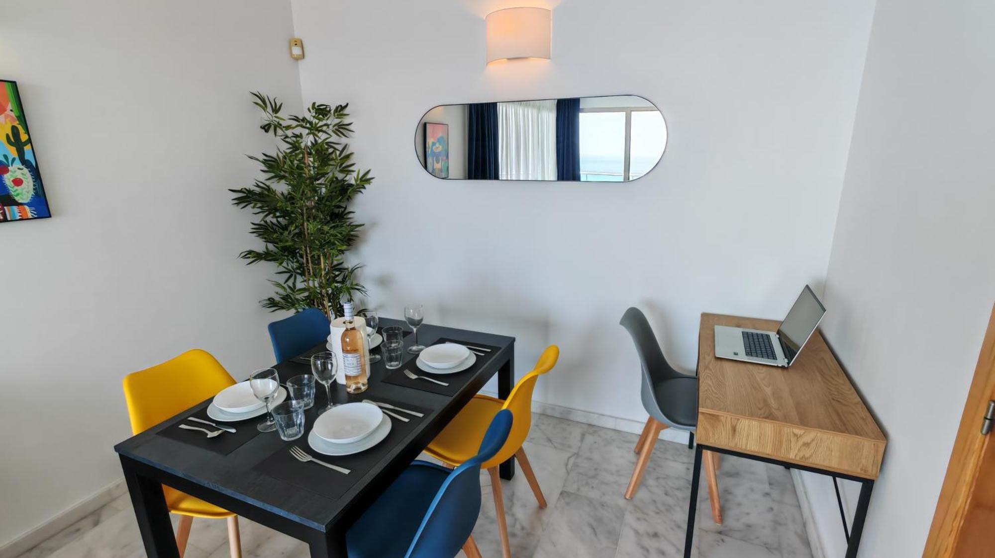 Benidorm High Rise Apartments - Sea Views - Torre Lugano Εξωτερικό φωτογραφία