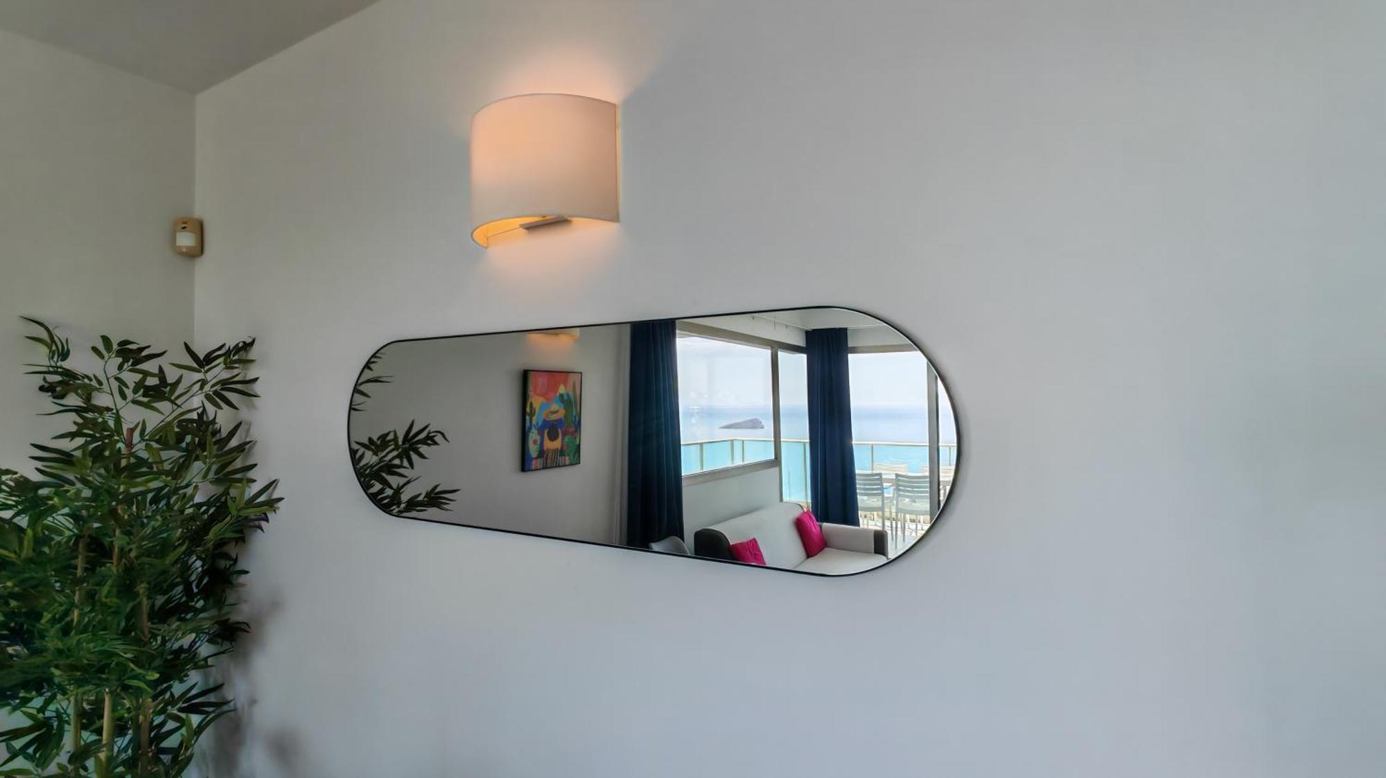 Benidorm High Rise Apartments - Sea Views - Torre Lugano Εξωτερικό φωτογραφία